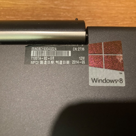 ASUS transformer 10.1"  2-in-1 Ultra HD Touch-Screen Tablet/Laptop model: T100TA - Picture 7 of 11